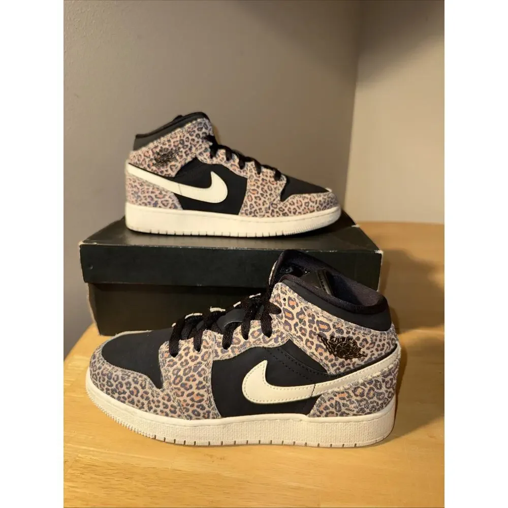 Size 5.5 (GS) Jordan 1 SE Mid Leopard Cheetah Lightly Used OG Box